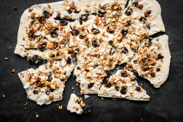 Frozen Treats_Trail mix yogurt bark