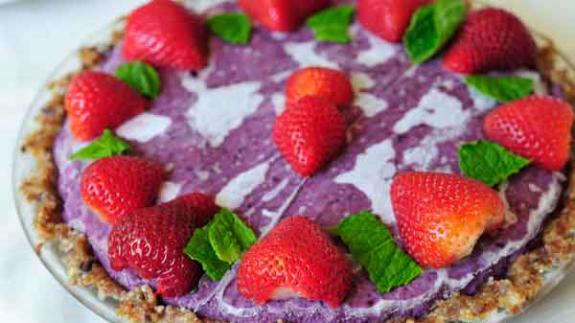 Healthy summer berry desserts